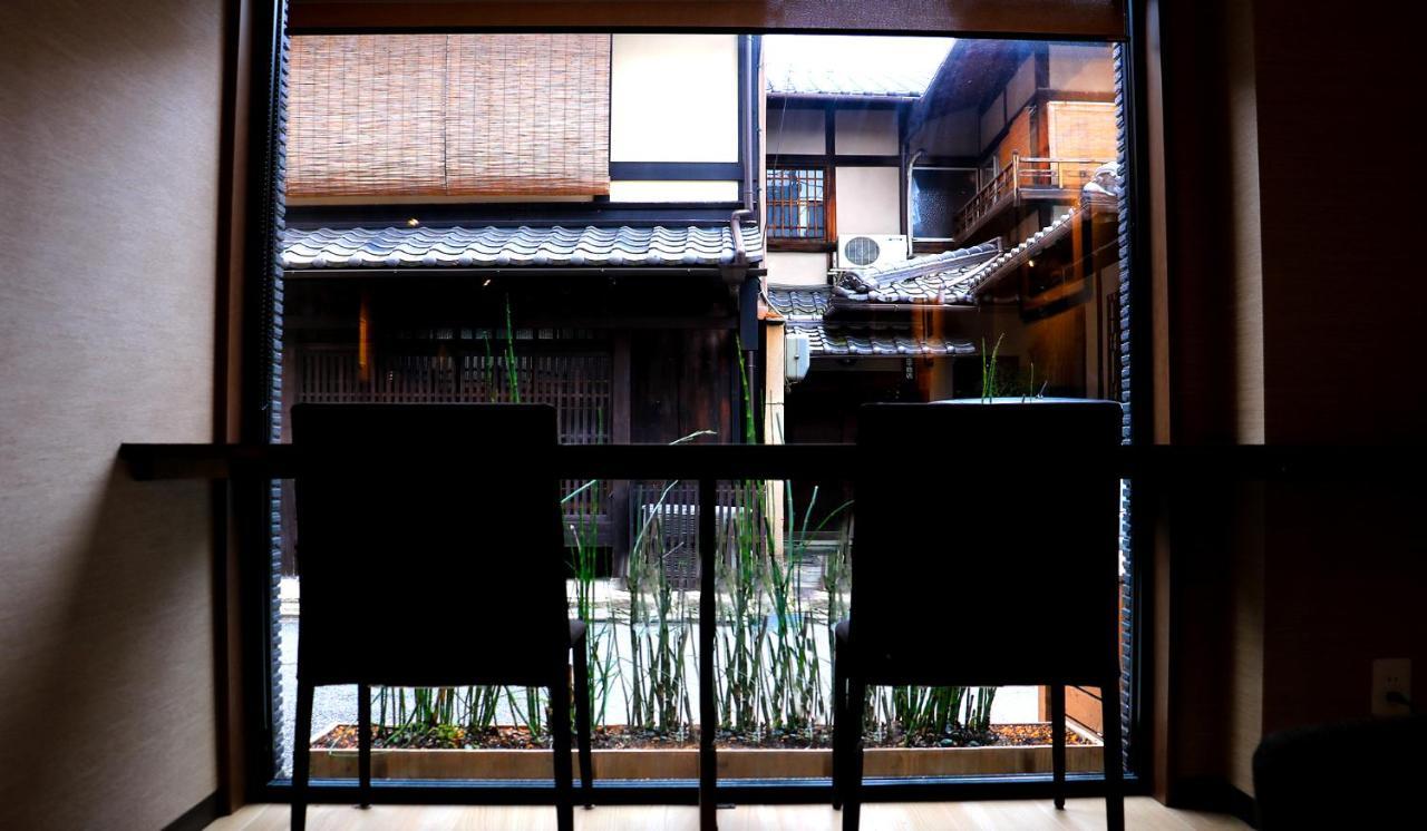 Hotel Traveling Bridge Nijojo Kyoto Exterior foto